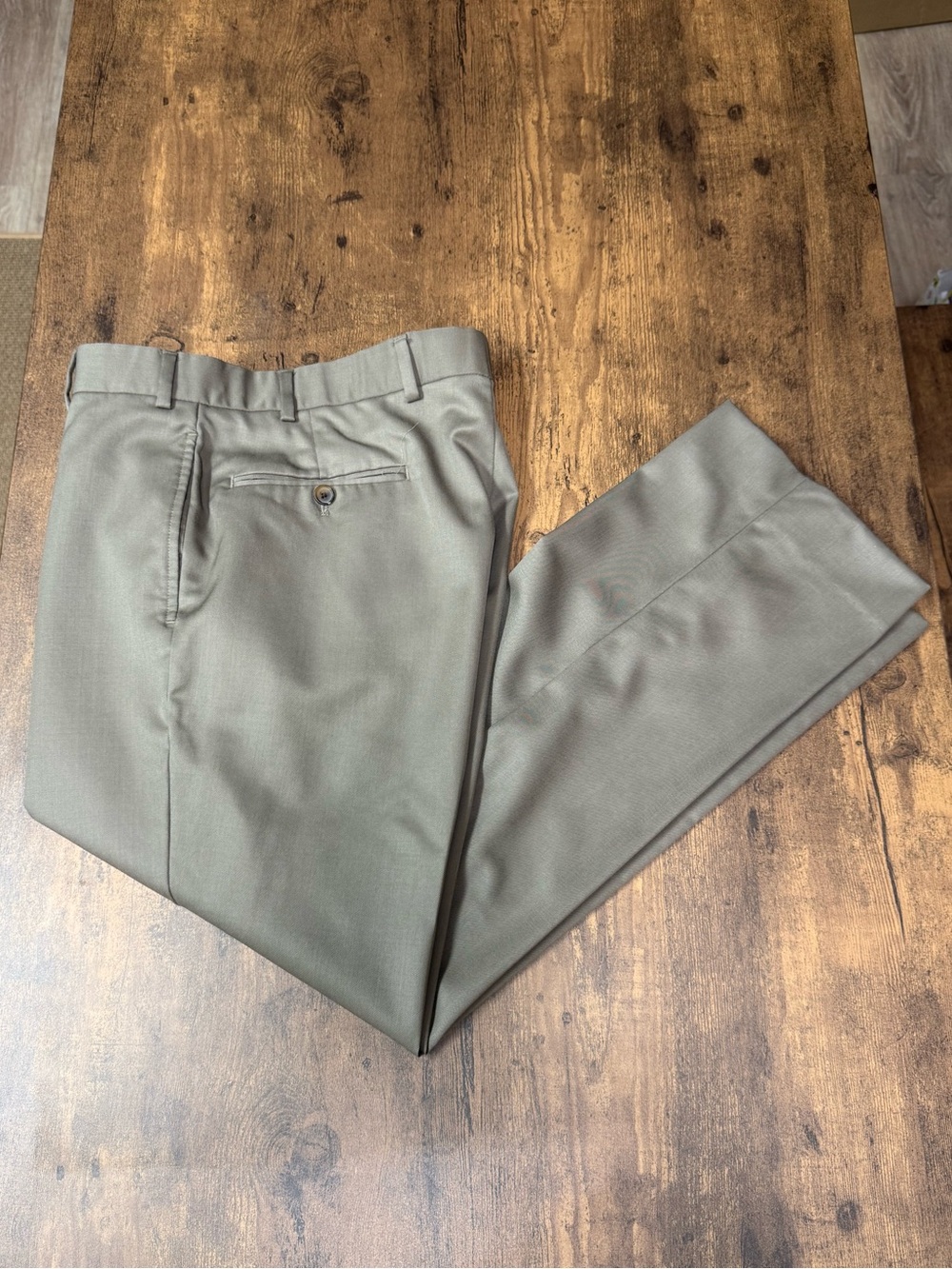 Brooks Brothers Men’s Madison Fit 34x30 Wool Khaki Pants